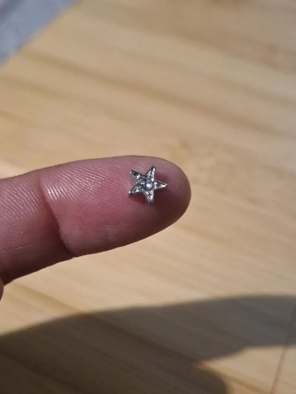 Star Charm With Rhinestones For Floating Lockets - Picture 3 of 4